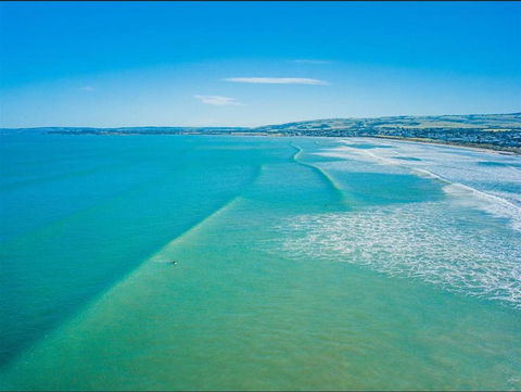 Tahren Beachfront Shack - Mackay Tourism 0