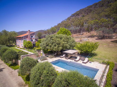 Talits Vineyard Estate - Mackay Tourism 1