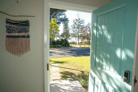 Tallowood Beachfront Cottage - Mackay Tourism 2