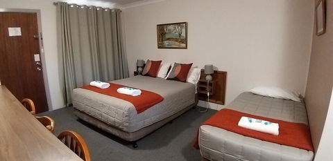 Taree Country Motel - Mackay Tourism 1