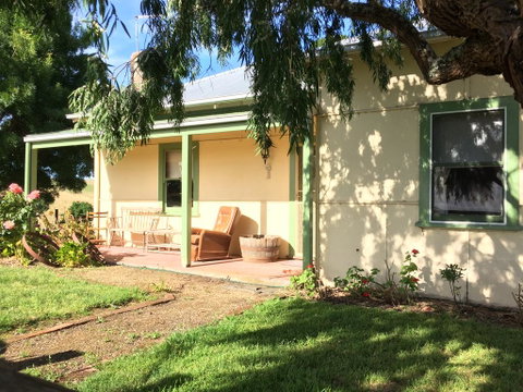 Tarndwarncoort - Farmer's Cottage - Mackay Tourism 0