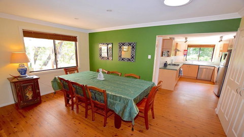 Teach Na Cairde - House Of Friends - Mackay Tourism 2