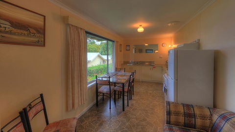 The 2C's Bed & Breakfast - Mackay Tourism 1