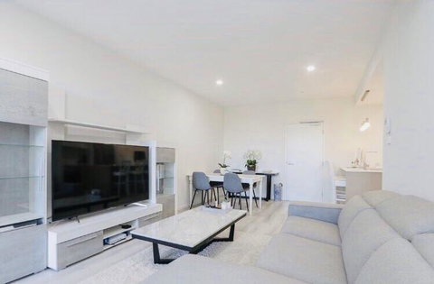 The Beach Pad - Mackay Tourism 0