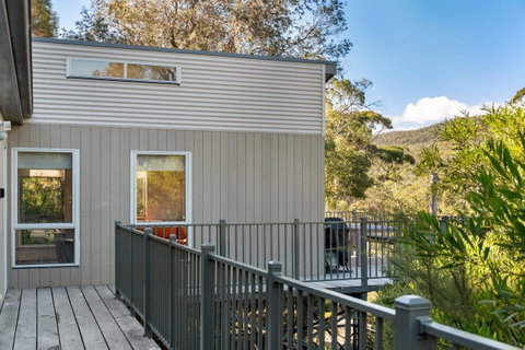 Freycinet Haven - Mackay Tourism 22