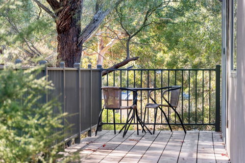 Freycinet Haven - Mackay Tourism 19