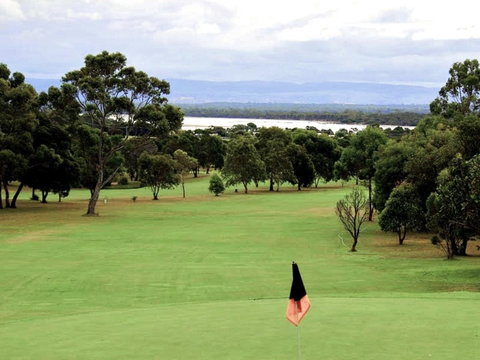 170 Hazards View - Unit 1 - Mackay Tourism 9