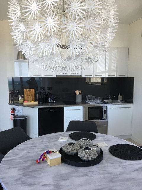 Saltwater - Absolute Oceanfront, Hot Tubs, Sauna, Fire Pits - Mackay Tourism 16