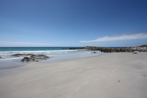 Saltwater - Absolute Oceanfront, Hot Tubs, Sauna, Fire Pits - Mackay Tourism 33