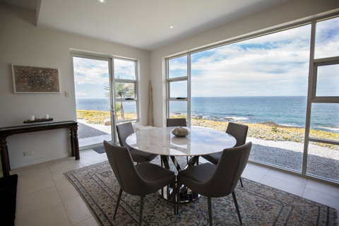 Saltwater - Absolute Oceanfront, Hot Tubs, Sauna, Fire Pits - Mackay Tourism 41