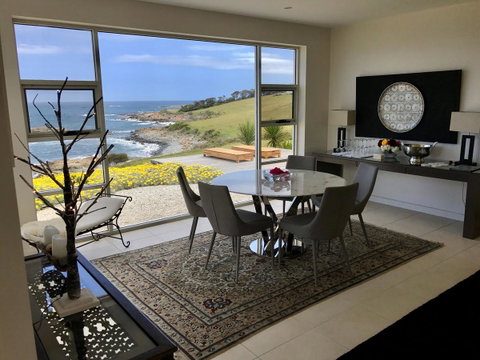 Saltwater - Absolute Oceanfront, Hot Tubs, Sauna, Fire Pits - Mackay Tourism 5