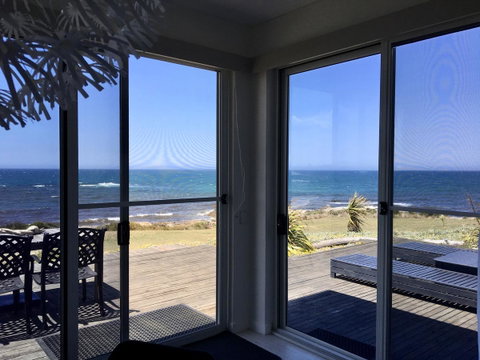 Saltwater - Absolute Oceanfront, Hot Tubs, Sauna, Fire Pits - Mackay Tourism 7