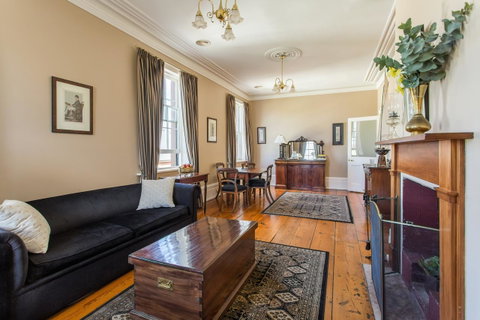Grand Old Duke - Mackay Tourism 9