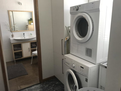 Ulverstone Boutique Accomodation - Mackay Tourism 7