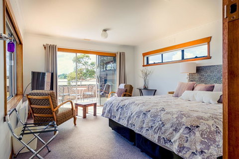 Ulverstone Boutique Accomodation - Mackay Tourism 25