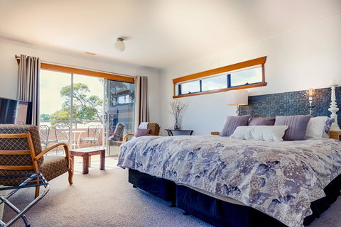 Ulverstone Boutique Accomodation - Mackay Tourism 11