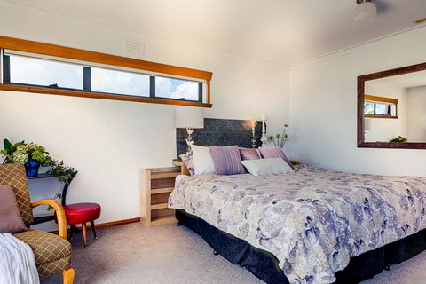 Ulverstone Boutique Accomodation - Mackay Tourism 21