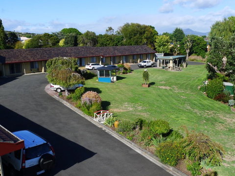 Willaway Motel Apartments - Mackay Tourism 0