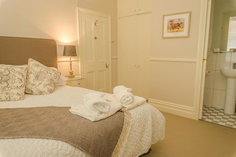 Glencoe Country Bed And Breakfast - Mackay Tourism 2