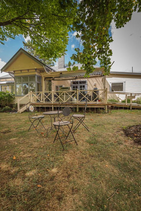 Glencoe Country Bed And Breakfast - Mackay Tourism 35