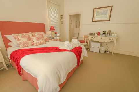 Glencoe Country Bed And Breakfast - Mackay Tourism 27