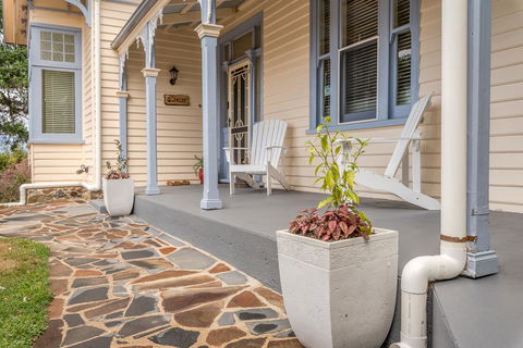 Glencoe Country Bed And Breakfast - Mackay Tourism 23