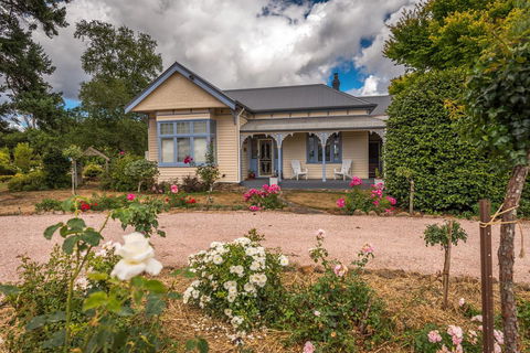 Glencoe Country Bed And Breakfast - Mackay Tourism 40