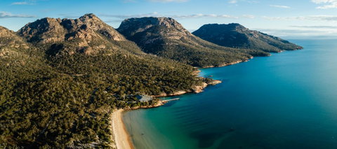 Freycinet Lodge - Mackay Tourism 0