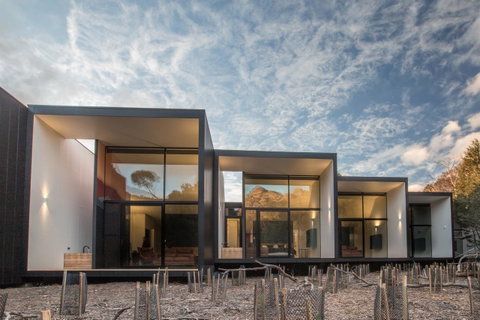Freycinet Lodge - Mackay Tourism 16