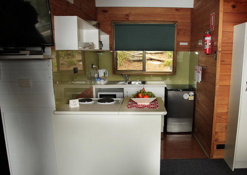 Bicheno By The Bay - Mackay Tourism 21