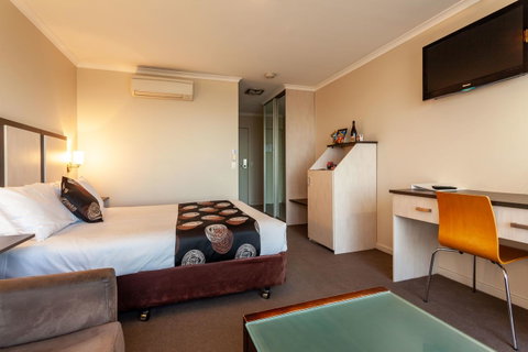 Beachfront Bicheno - Mackay Tourism 19