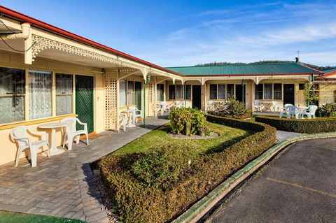 Wintersun Gardens Motel - Mackay Tourism 23