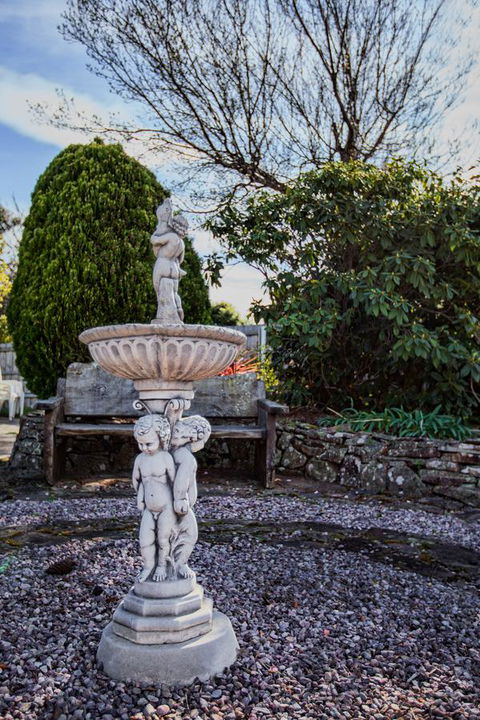 Wintersun Gardens Motel - Mackay Tourism 31