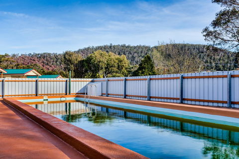 Wintersun Gardens Motel - Mackay Tourism 17
