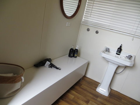 The Cabin 96 - Mackay Tourism 16