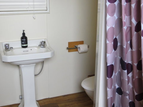 The Cabin 96 - Mackay Tourism 18