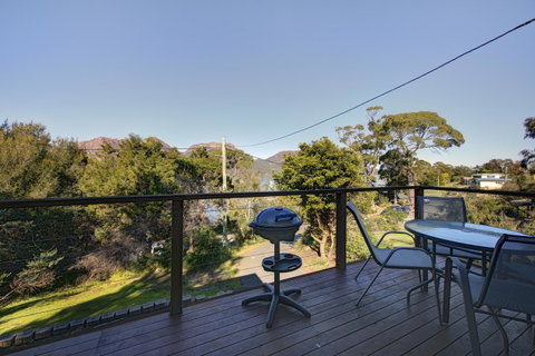 Freycinet Sanctuary 5 - Mackay Tourism 2