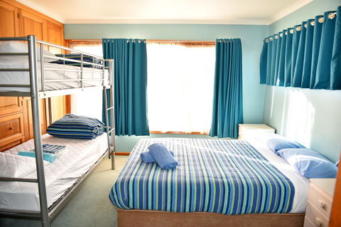 Bicheno Backpackers - Mackay Tourism 13