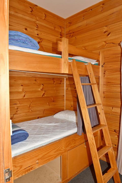 Bicheno Backpackers - Mackay Tourism 21
