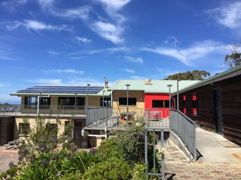Seaview Holiday Park - Mackay Tourism 0