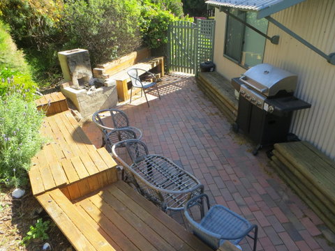 Hazards Beach House - Mackay Tourism 3