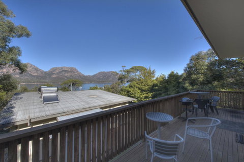 Freycinet Sanctuary 4 - Mackay Tourism 1