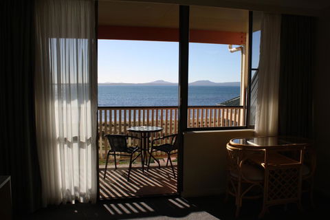 Swansea Motor Inn Tasmania - Mackay Tourism 11