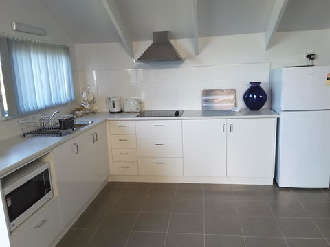 Swansea Motor Inn Tasmania - Mackay Tourism 5