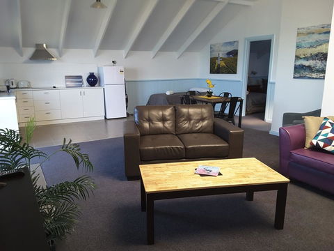 Swansea Motor Inn Tasmania - Mackay Tourism 3