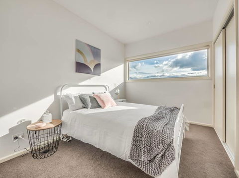 Marina View Apartment - Mackay Tourism 3