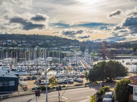 Marina View Apartment - Mackay Tourism 9