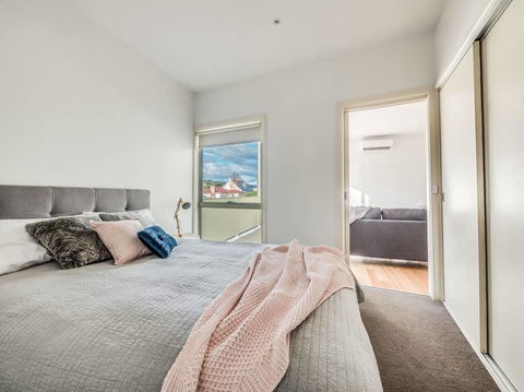 Marina View Apartment - Mackay Tourism 12