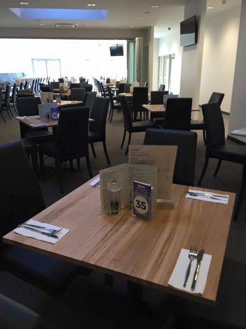 Risdon Brook Hotel - Mackay Tourism 2