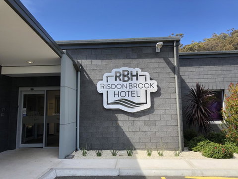 Risdon Brook Hotel - Mackay Tourism 0